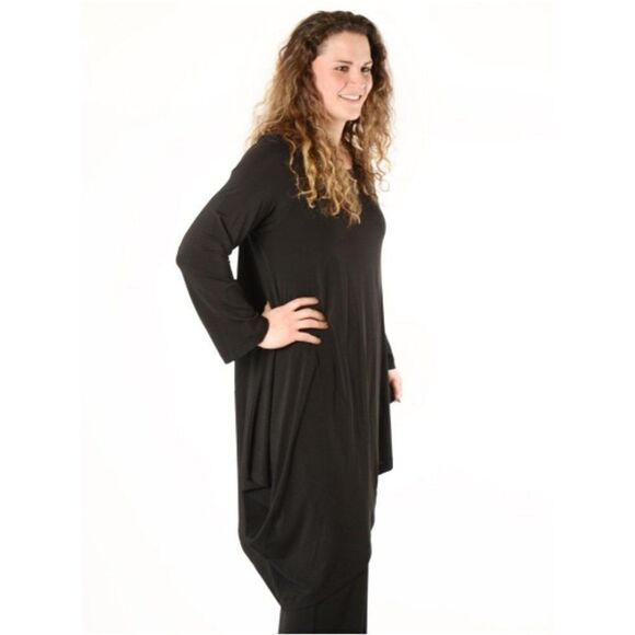 Bryn Walker Nada Asymmetrical Black Tunic - Picture 1 of 7